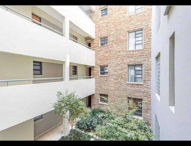 2 BEDROOM APARTMENT FOR SALE IN BEDFORD GARDENS